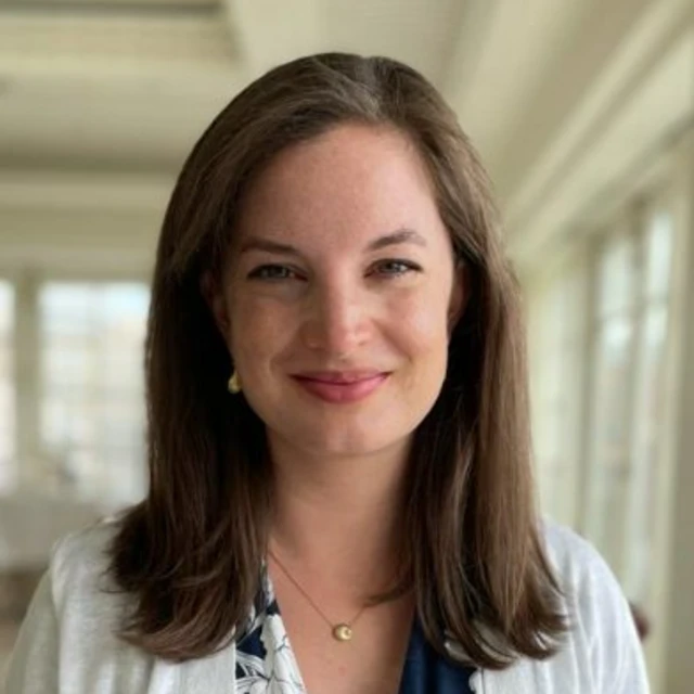 سابق امریکی سفارت کار اور سٹمسن سینٹر میں ڈائریکٹر برائے امور جنوبی ایشیا الیزبتھ ٹھریلکڈ