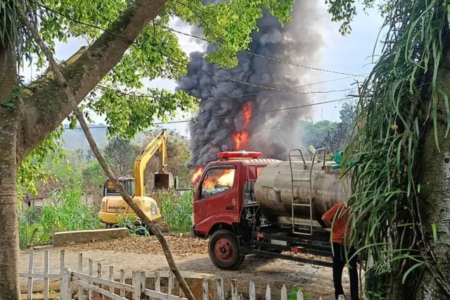 Blora, sumur minyak rakyat, kebakaran