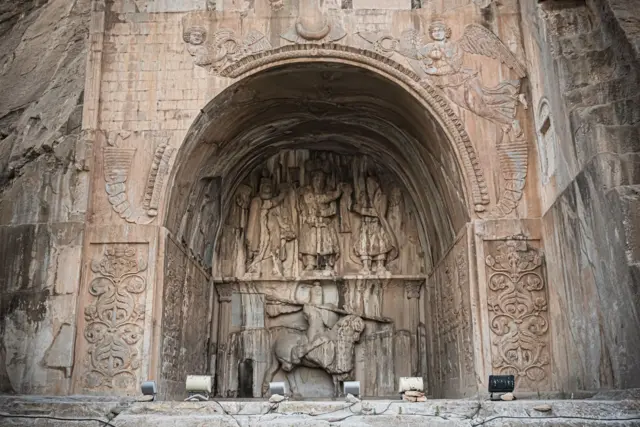 ઈરાન પારસી, જરથોસ્તી, ઝોરોસ્ટ્રિયન પર્શિયન રોમન યુરોપ સિકંદર બીબીસી ગુજરાતી ગુજરાત ભારત યુરોપ આફ્રિકા પાકિસ્તાન અફઘાનિસ્તાન સિંધ