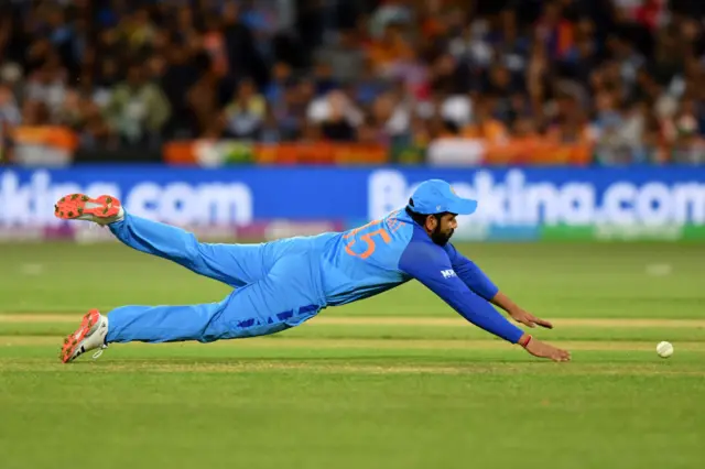 रोहित शर्मा