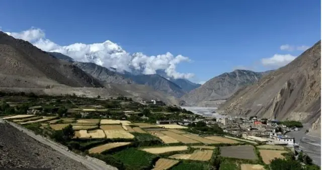 நேபாள், இந்தியா, சீனா, எல்லை பிரச்னை