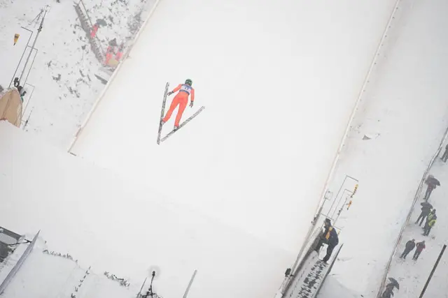 Стрибун на лижах 