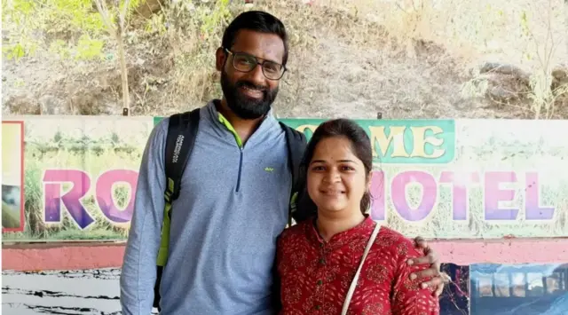 کشال مسل ہر سال ایک بار مزار پر جاتے ہیں