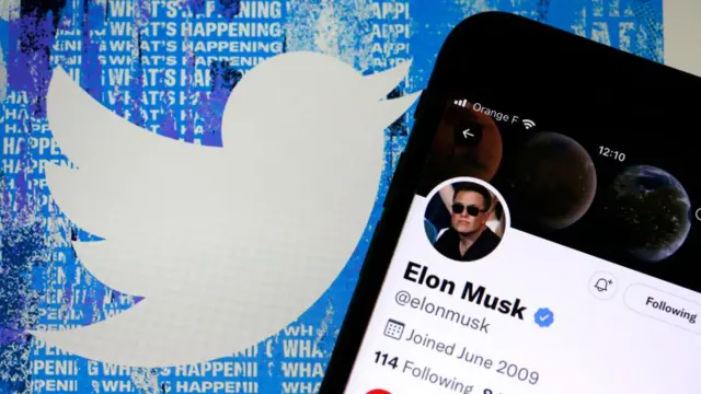 Elon Musk berjanji akan menghapus centang biru pada akun Twitter mulai akhir minggu depan