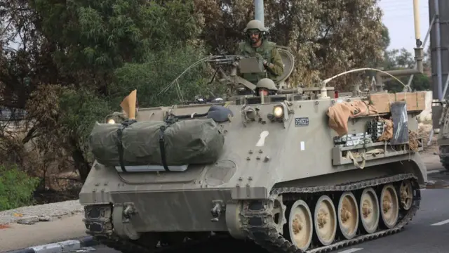 İsrail hərbçiləri hücuma hazırlaşırlar