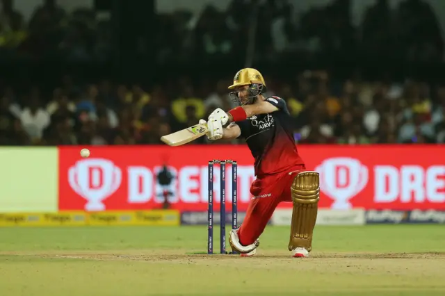 தோனி விரித்த வலையில் வீழ்ந்த கோலி