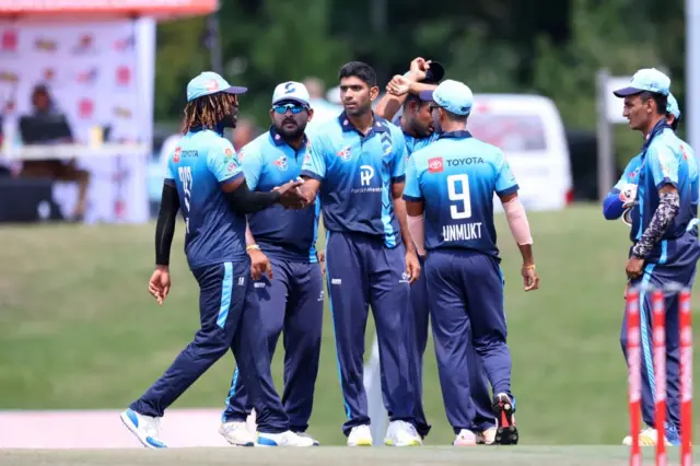 मायनर लीग क्रिकेटमध्ये सौरभनं सिलिकॉन व्हॅली स्ट्रायकर्सचं प्रतिनिधित्व केलं. 