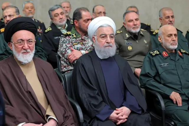 روحانی در جلسه با خامنه‌ای