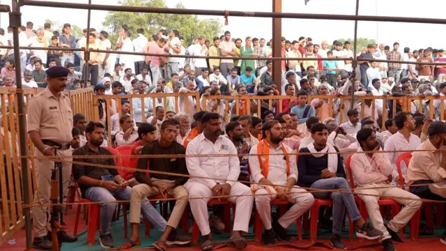 बीजेपी की चुनावी सूचियों पर अंदरुनी घमासान