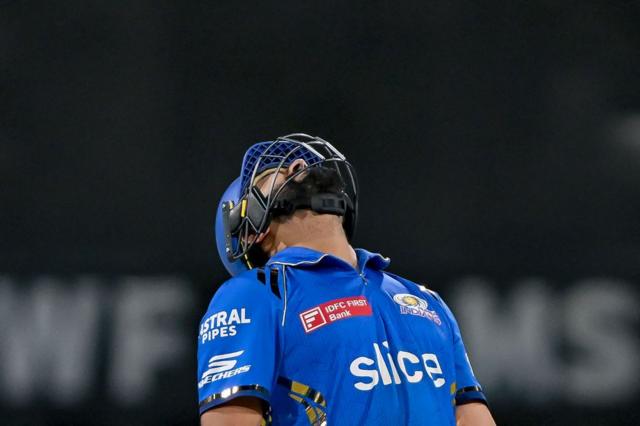 மும்பை - லக்னோ