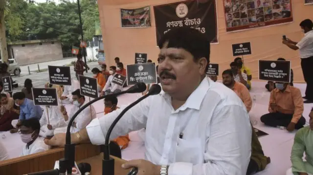 বিজেপি নেতা অর্জুন সিং