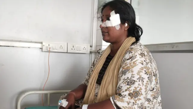 புழல் பெண்கள் சிறை, காவலர் 