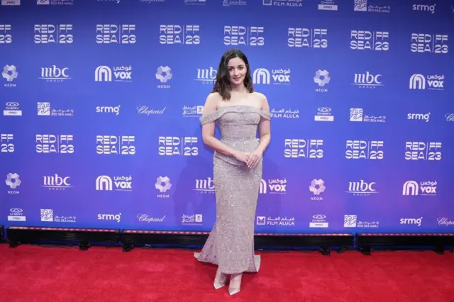 ஆலியா பட்