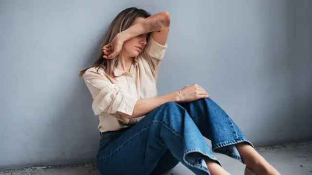 असल में रिलैक्स करना जितना आसान लगता है, उससे कहीं मुश्किल है

