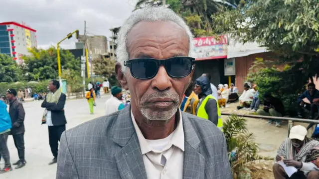 ኣቶ ገብሩ ኣብ ቀረባ ኣዋርሕ ብርሃን ዓይኖም ከም ዝስኣኑ ይዛረቡ