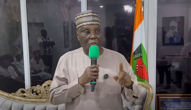 Tsohon mataimakin shugaban Najeriya Atiku Abubakar ya haifar muhawara sanadiyyar alkawarinsa na dawo da tallafin man fetur