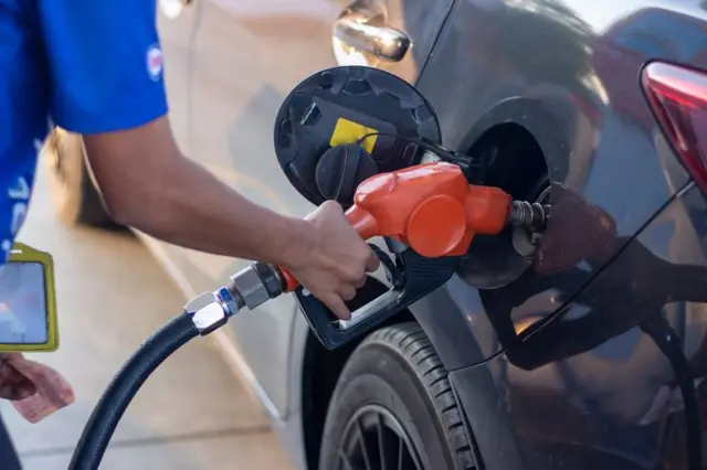 পেট্রোল পাম্প