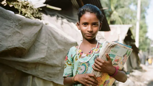 महाराष्ट्रात आता पहिलीपासून हिंदीची 'शिक्षा', मनसे म्हणते संघर्ष 'अनिवार्य'