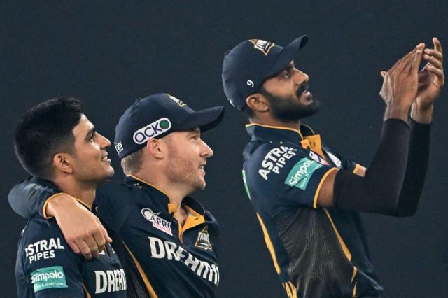 மும்பை இந்தியன்ஸ் vs குஜராத் டைட்டன்ஸ்