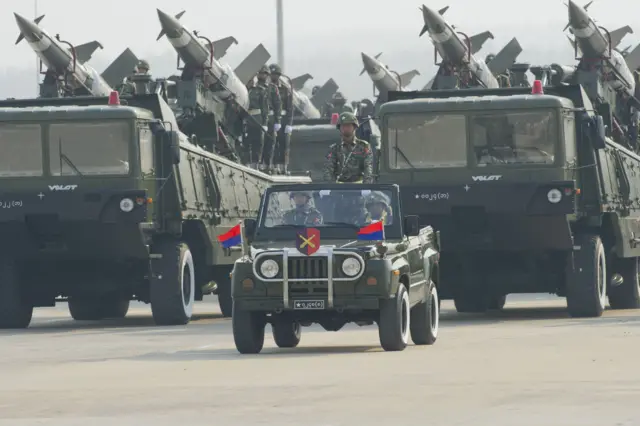 ငွေပင်ငွေရင်းဖြစ်စေတဲ့ အရင်းမြစ်နေရာတွေကို ပစ်မှတ်ထားပိတ်ဆို့ဖို့ 