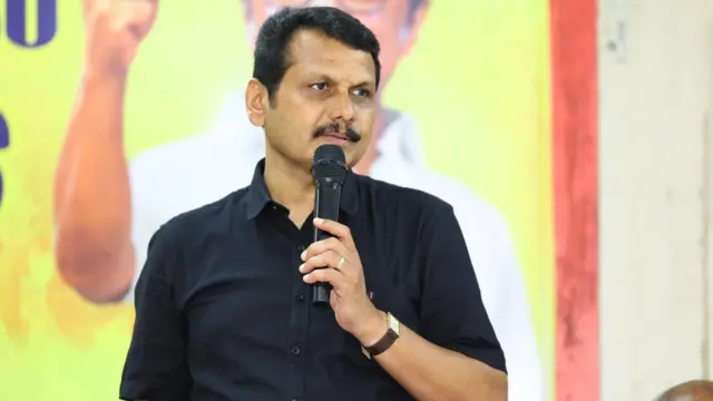விஜய் கரூர் பயணம், அரசுப் பணி வழங்க தடையில்லை