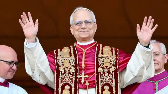 Yeni papa ABD'li Kardinal Robert Prevost oldu - BBC News Türkçe