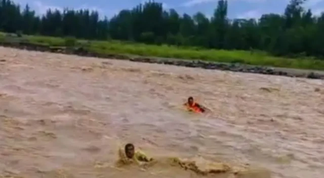 ਪਾਕਿਸਤਾਨ 'ਚ ਭਾਰੀ ਮੀਂਹ ਤੇ ਹੜ੍ਹਾਂ ਨਾਲ ਤਬਾਹੀ