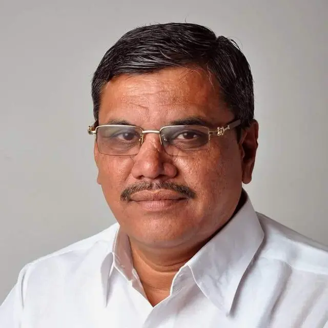 અમદાવાદ (પૂર્વ) વિસ્તારના સાંસદ હસમુખભાઈ પટેલ