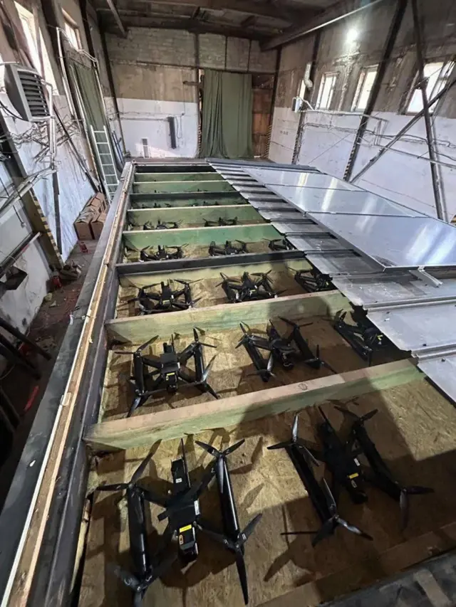 SBU, droneların kamyonların içine gizlenmiş ahşap kabinlere saklandığını açıkladı