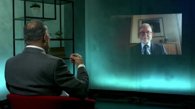 ریچارډ بېنیټ سره ځانګړې مرکه