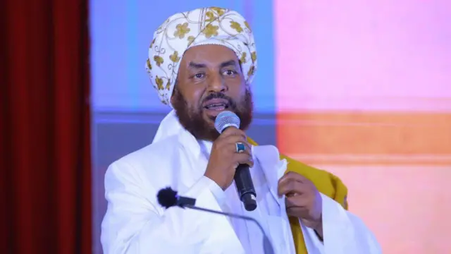 ሸኽ ኣደም ዓድቃድር ጆሃር