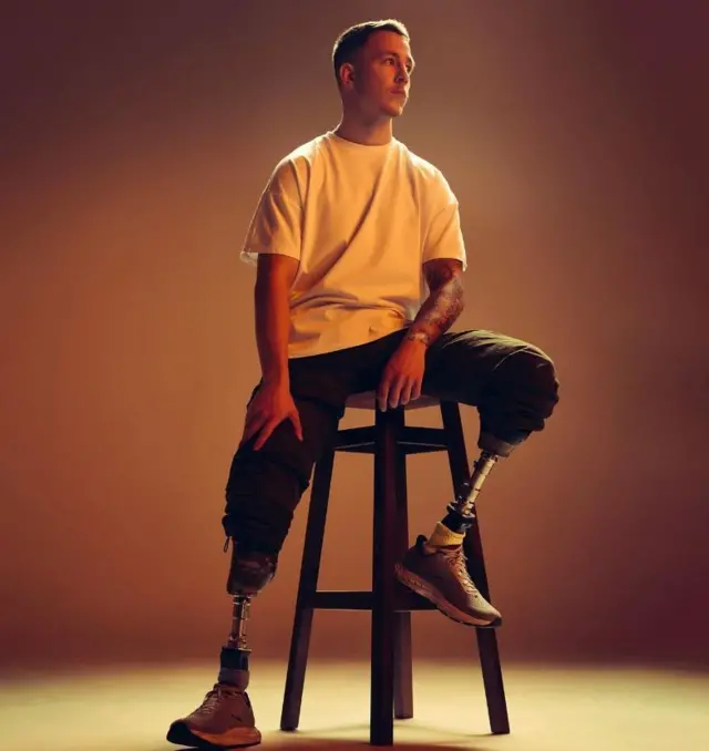 Холостяк Олександр Терен 