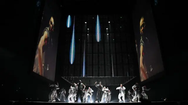 فلودن و لیل بیبی اجرای مشترکی داشتند