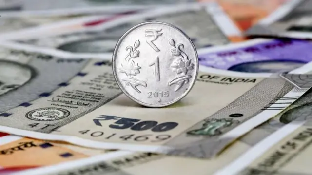 जीडीपी रुपया