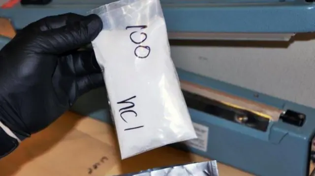 ဇမ်ဘာဒါကို ဖက်တန်နဲယ် ထုတ်လုပ်ဖြန့်ချိမှုနဲ့ အမေရိကန်က တရားစွဲထား