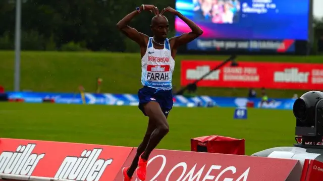 Moo Faarah injifannoo booda harka mataa gubbaa kaa'un beekama