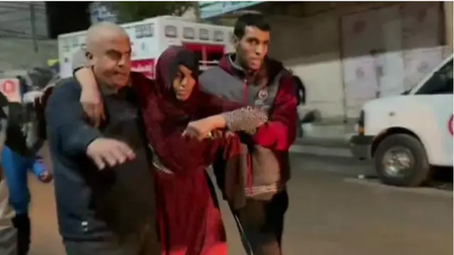 গাজার কেন্দ্রস্থল ছাড়ছে মানুষ।