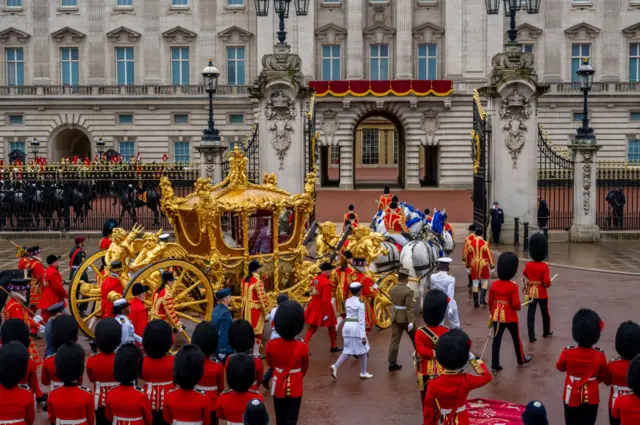 பிரிட்டன் அரசர் முடிசூட்டு விழா