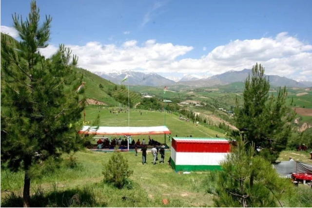 Loyob isimli köy, başkent Duşanbe yakınlarında bulunuyor