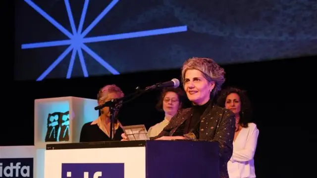 فیروزه خسروانی