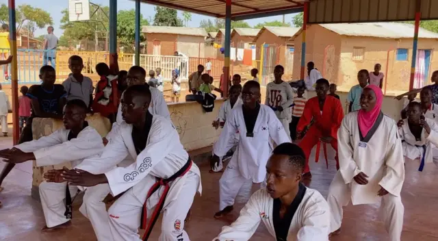 Abakinnyi ba Taekondo mu nkambi ya Mahama