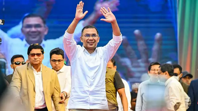 নির্বাচনী জনসভায় তারেক রহমান