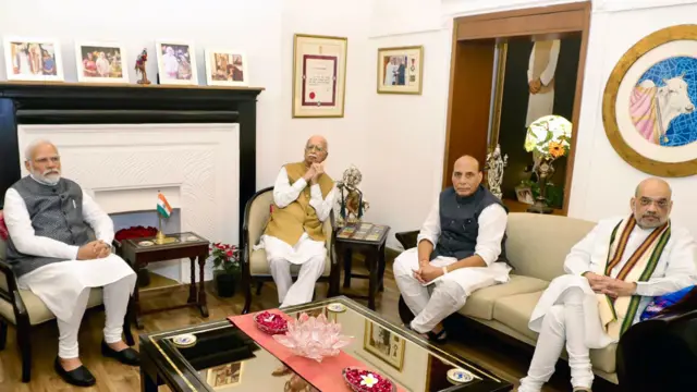 पिछले तीन दशक में बीजेपी में भी काफ़ी बदलाव देखा गया है