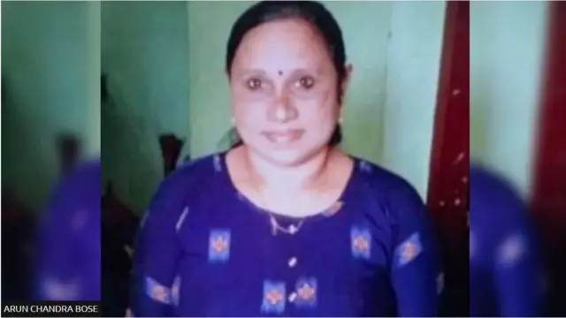 Dubartoota ajjeeffaman keessaa tokkoo Roozlii