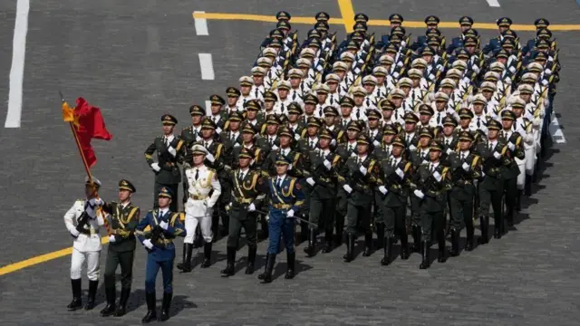 軍事パレードに参加した中国人民解放軍