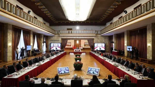 Komisyon toplantısı