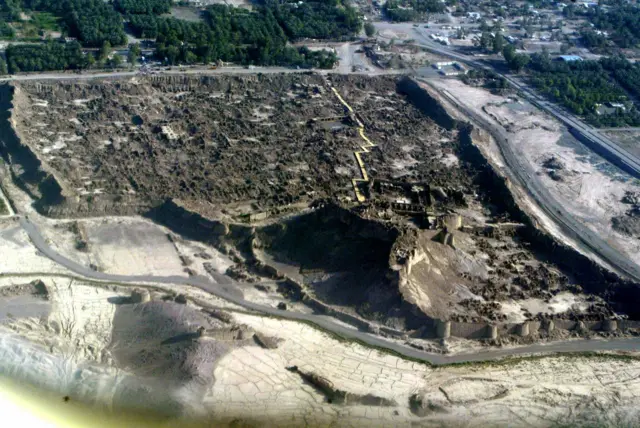 بهرام عکاشه استاد زلزله‌‌شناسی ایران درگذشت