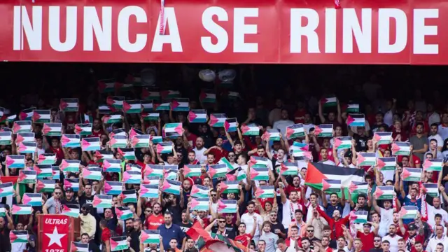 جانب من مباراة إشبيلية وريال مدريد