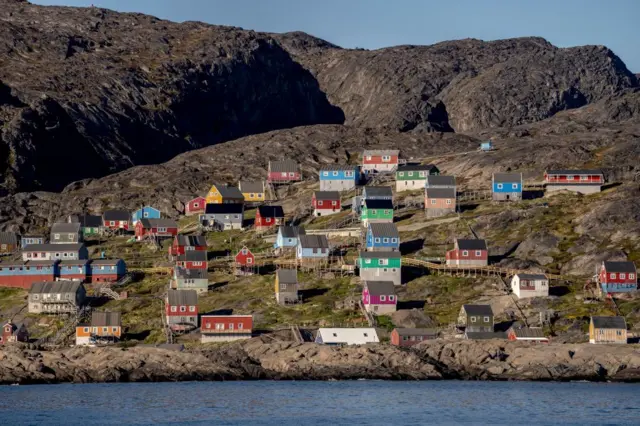 Vilarejo de Kangaamiut, na Groenlândia