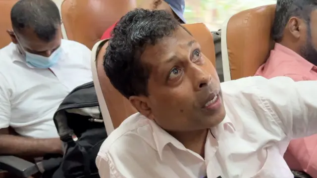  ලලිත් පන්නිලගේ ඡායාරූපයකි